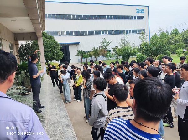 宣布用图.jpg